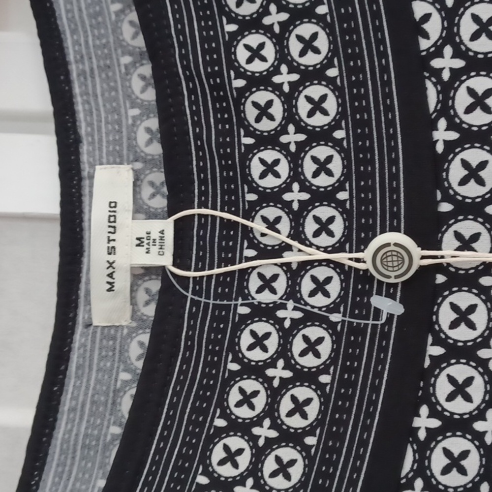 Maxstudio Blouse - Picture 2 of 12